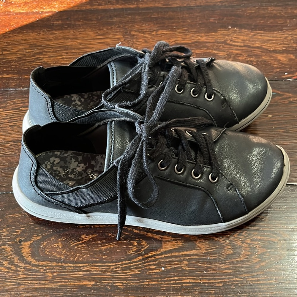 Clark’s Cloud Steppers - image 2